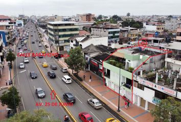 Casa en  Av. 25 De Junio & Guayaquil, Machala, Ecuador