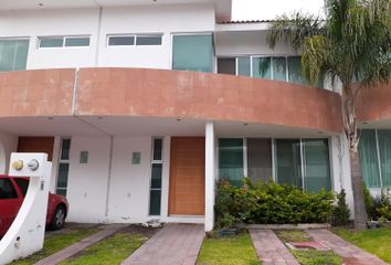 Casa en condominio en  Av. Camino Real 1004, Mision Mariana Ii, Los Olvera, Querétaro, México