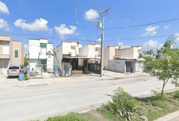 Casa en  Paseo De Las Flores, Colinas Del Real, Reynosa, Tamaulipas, México