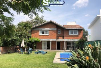 Casa en fraccionamiento en  Lomas De Cocoyoc, Fraccionamiento Lomas De Cocoyoc, Morelos, México