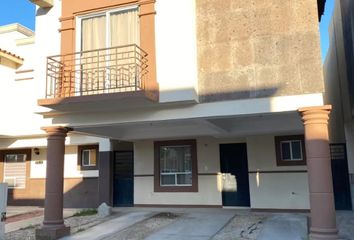 Casa en fraccionamiento en  Jardines De San Patricio, Parcelas Ejido Jesús Carranza, Ciudad Juárez, Chihuahua, México