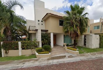 Casa en  Lago Yalahan, Cumbres Del Lago, Juriquilla, Querétaro, México