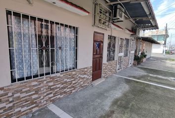 Casa en  10 De Agosto, Avenida Federico Goding, Guayaquil, Ecu