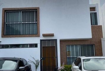 Casa en fraccionamiento en  El Mirador, Querétaro, México