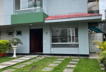 Casa en  Avenida Hector Aguavil, Santo Domingo, Ecuador