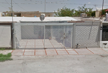 Casa en  C. Del Sol 977, La Rosita, Amp La Rosita, 27258 Torreón, Coah., México