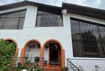 Casa en  Manuela Garaicoa & Rosa Zarate, Quito, Ecuador