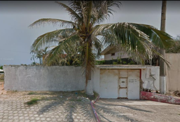 Casa en  Avenida 18 De Marzo, Puerto Mexico, Coatzacoalcos, Veracruz, México