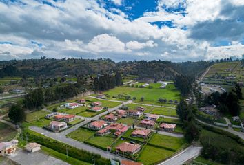 Terreno Comercial en  498v+jj8, Sanbuenaventura Monjas, Saquisilí, Ecuador