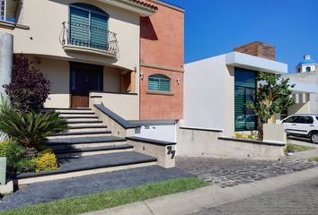 Casa en fraccionamiento en  Paseo El Alcázar 77, Casa Fuerte, San Agustín, Jalisco, México