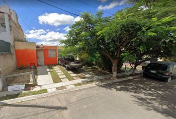 Casa en  Calle Paseo De La Sauceda Norte, Puente Viejo, Paseo Puente Viejo, Jalisco, México