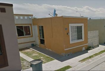 Casa en  Fraccionamento Huizache, Alberos, Cadereyta Jiménez, Nuevo León, México
