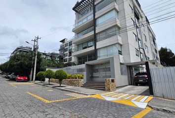 Departamento en  Lomas De Monteserrín, Gonzalo Endara Crown, Quito, Ecuador