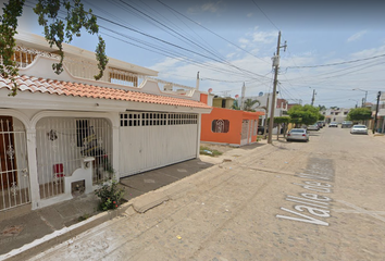 Casa en  Valle De Matamoros, Valle Dorado Ll, Mazatlán, Sinaloa, México