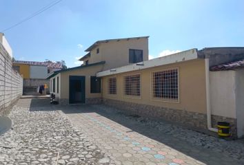 Casa en  Marco Aurelio Subia, Latacunga, Ecu
