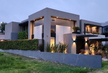 Casa en condominio en  Boulevard Altozano, Santiago De Querétaro, Querétaro, México