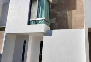 Casa en fraccionamiento en  Loreto Residencial, León, Fracciones De San Carlos, León, Guanajuato, México