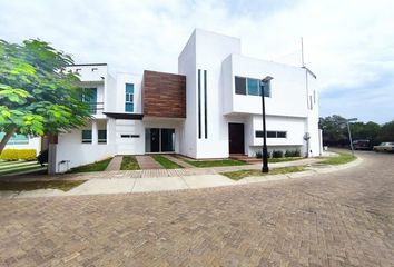 Casa en  Lomas De San Juan, San Juan Del Río, San Juan Del Río, Querétaro