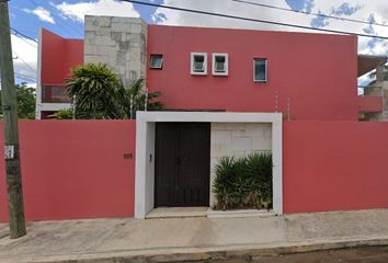 Casa en  Calle 27, Emiliano Zapata Norte, Mérida, Yucatán, México