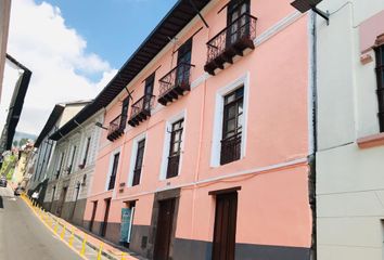 Casa en  Esmeraldas & Venezuela, Quito, Ecuador