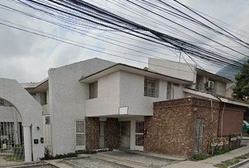 Casa en fraccionamiento en  De Las Palmas, Las Palmas, Guadalupe, Nuevo León, México