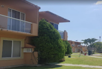 Casa en fraccionamiento en  Rinconada De Xochitepec Ii, Alta Tensión, San Pedro De Los Pinos, Villas De Xochitepec, Morelos, México