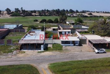 Terreno en  Puerto Morín, La Libertad, Perú