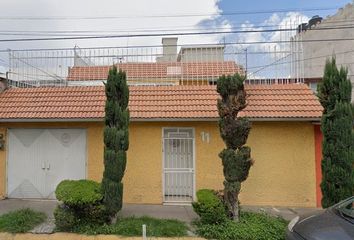 Casa en  Avenida Bosques De Asia, Bosques De Aragon, Nezahualcóyotl, Estado De México, México