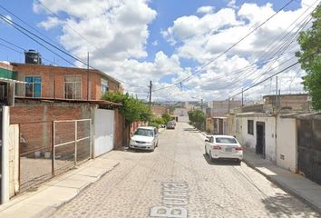 Casa en  Burral, Granjas Banthi, San Juan Del Río, Querétaro, México