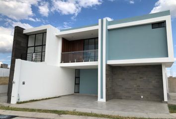 Casa en  Mayorazgo Del Valle, Boulevard El Mayorazgo, Autopista Poniente, León, Guanajuato, México