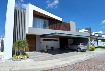 Casa en condominio en  Calle Lago Zirahuén 1022-1022, Fraccionamiento Cumbres Del Lago, Querétaro, 76230, Mex