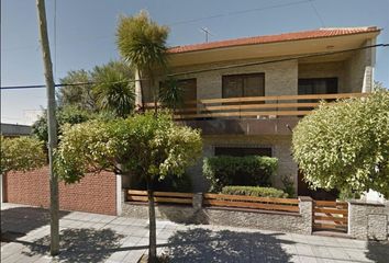 Casa en  Caaguazú 1436, Villa Madero, Provincia De Buenos Aires, Argentina