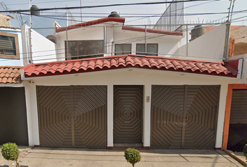 Casa en  Bosques De Aragón, Nezahualcóyotl