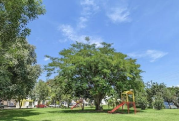 Casa en  Fraccionamiento Acueducto San Javier, Calle Martín Toscano, San Agustín, Jalisco, México