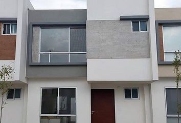 Casa en fraccionamiento en  Vitalá, Paseos De Zakia Poniente, Santiago De Querétaro, Querétaro, México