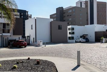 Casa en condominio en  Cañadas Del Lago, Querétaro, México