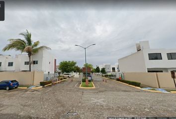Casa en fraccionamiento en  Calle Estero El Conchal, Real Ixtapa, Ixtapa, Jalisco, México