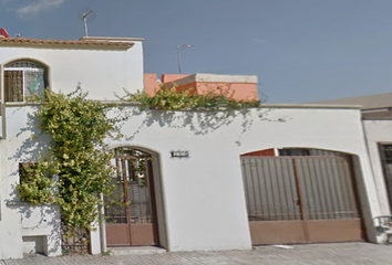 Casa en  Vía Adriana, Manantiales Del Bosque, Ramos Arizpe, Coahuila De Zaragoza, México