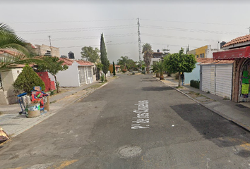 Casa en  Paseo De Los Ciruelos, Infonavit Condor, La Alameda, Jalisco, México