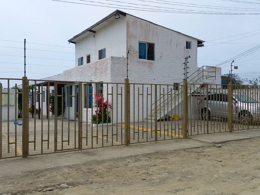Departamento en venta V5rw+2gq, Tonsupa, Ecuador