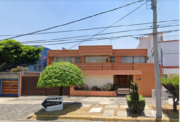 Casa en  Circuito Juristas, Ciudad Satélite, Naucalpan De Juárez, Estado De México, México