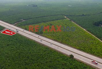 Terreno Comercial en  Tillales, Ecuador