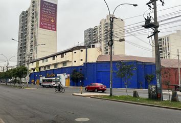 Terreno en  Av. Tingo María, Breña, Perú