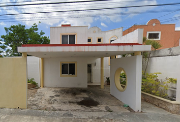 Casa en  Calle 94 & Calle 13'-1, Residencial Pensiones, Mérida, Yucatán, México