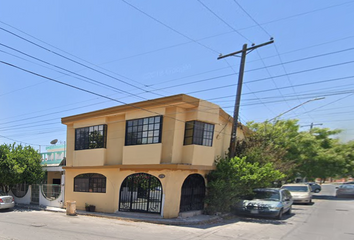 Casa en  C. Rafael Coronel 124, Valle Dorado, 66418 San Nicolás De Los Garza, N.l., México