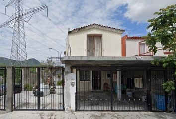 Casa en  Pablo Veronés 201, Renacimiento 2do Sector, Sin Nombre De Colonia 10, Ciudad General Escobedo, Nuevo León, México