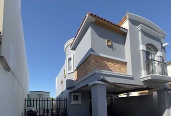 Casa en fraccionamiento en  Plutarco Elías Calles, Mexicali