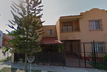 Casa en  Pino Suárez, Villas Las Palmas, Las Juntas, Jalisco, México