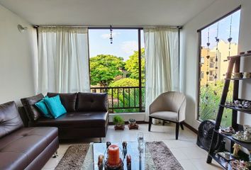 Apartamento en  Unidad Residencial Urapán I, Carrera 66b, Quintas De Don Simon, Cali, Valle Del Cauca, Colombia