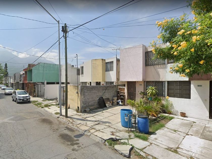 venta Casa en Ancón del Huajuco, Monterrey (PGS4560)